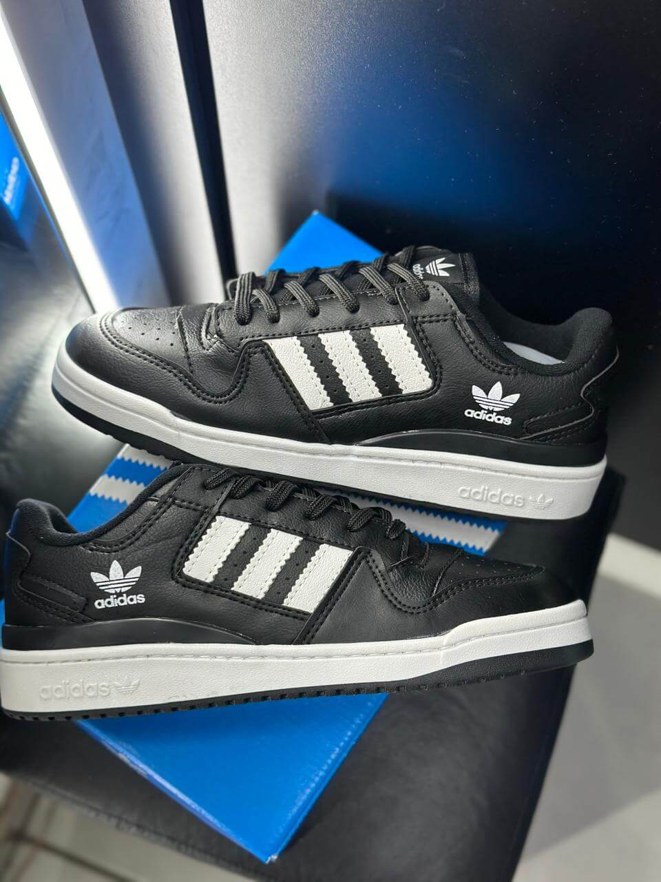 Adidas Forum Low - Preto