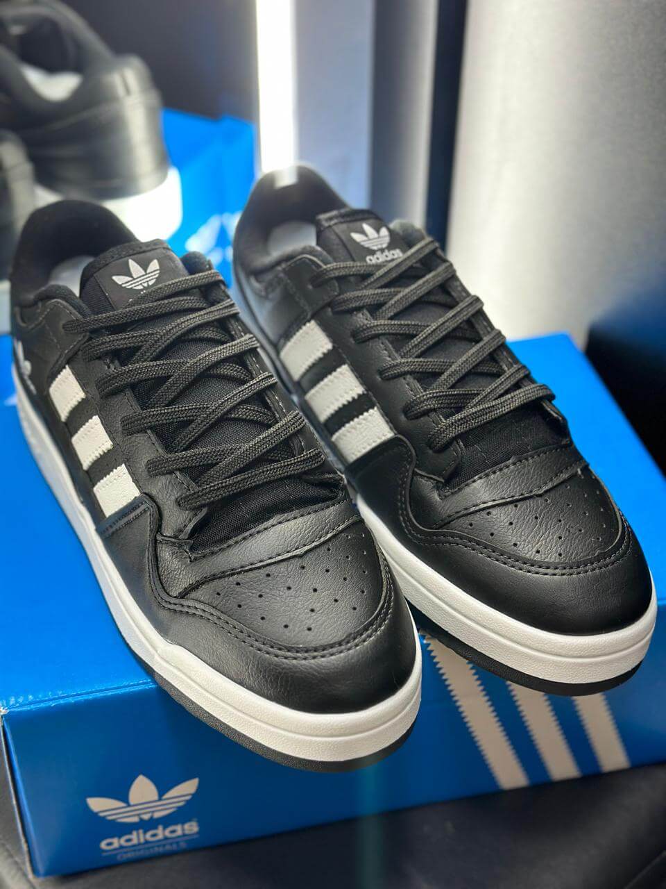 Adidas Forum Low - Preto