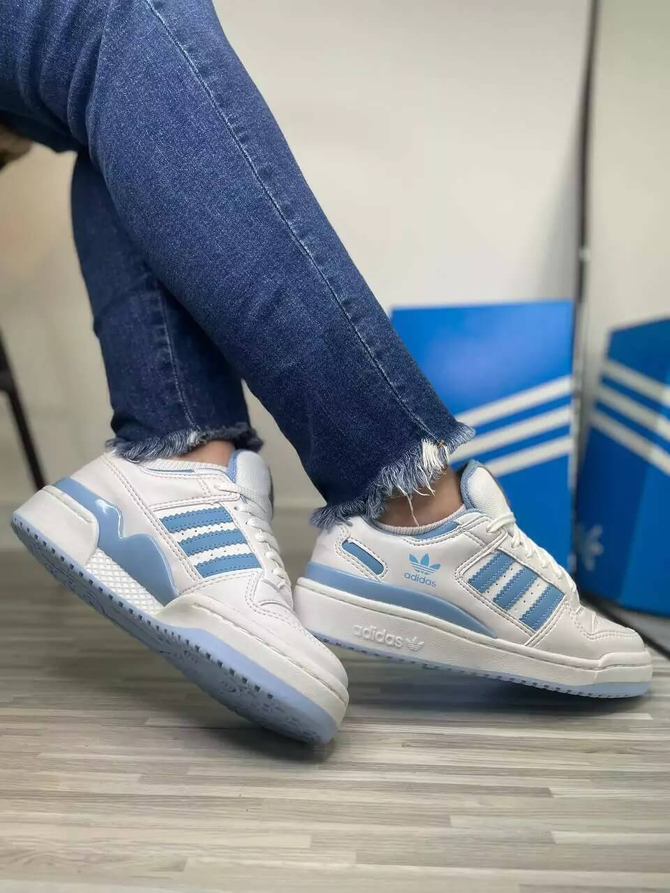 Adidas Forum Low - Branco com Azul