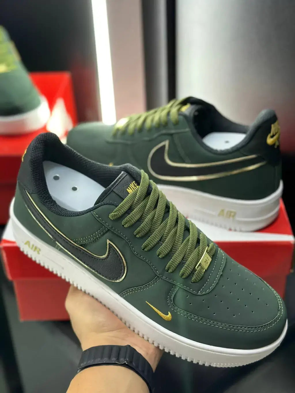 Nike Air Force 1 - Verde Militar