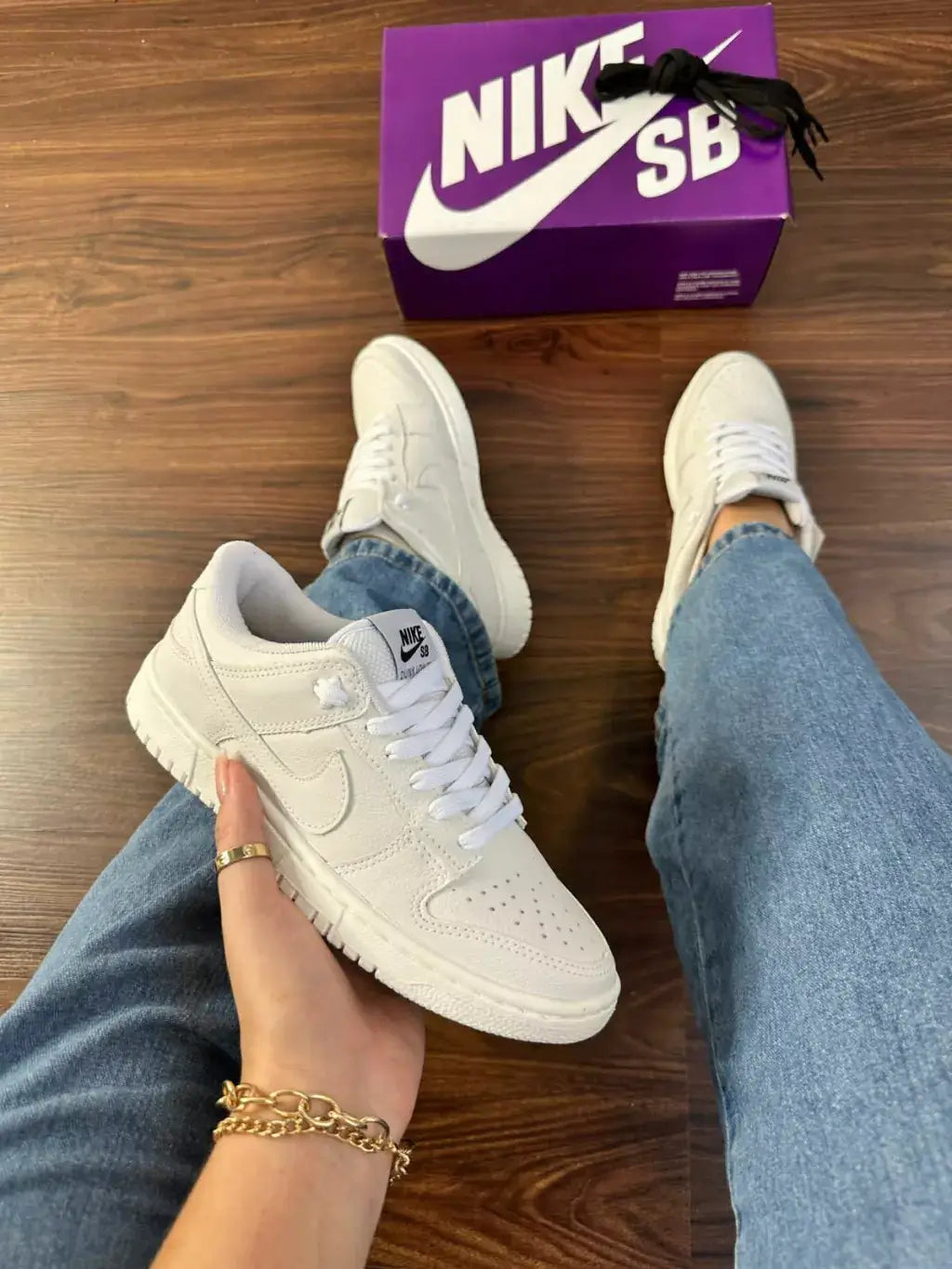 Nike SB Dunk Low - Branco