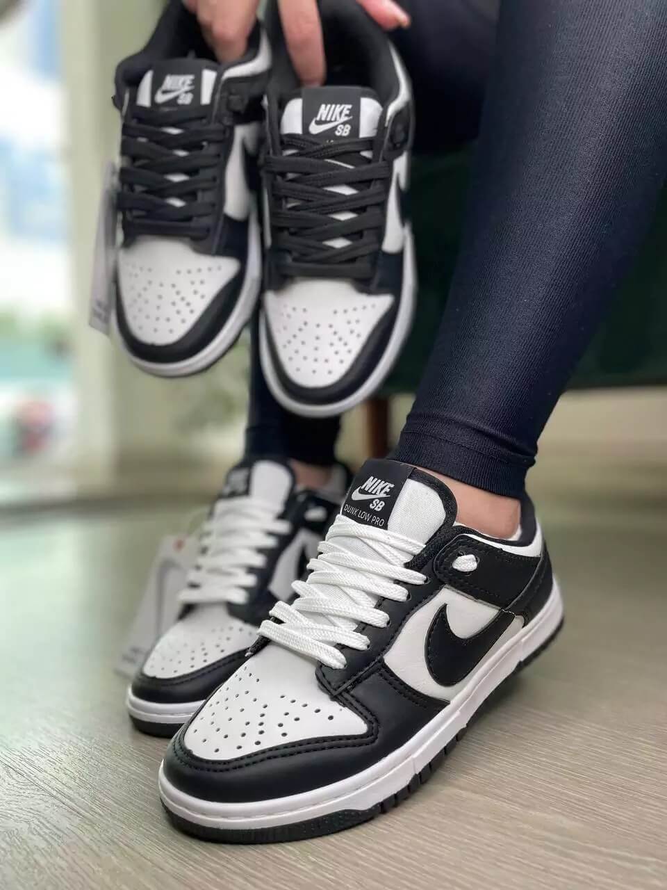 Nike SB Dunk Low - Panda