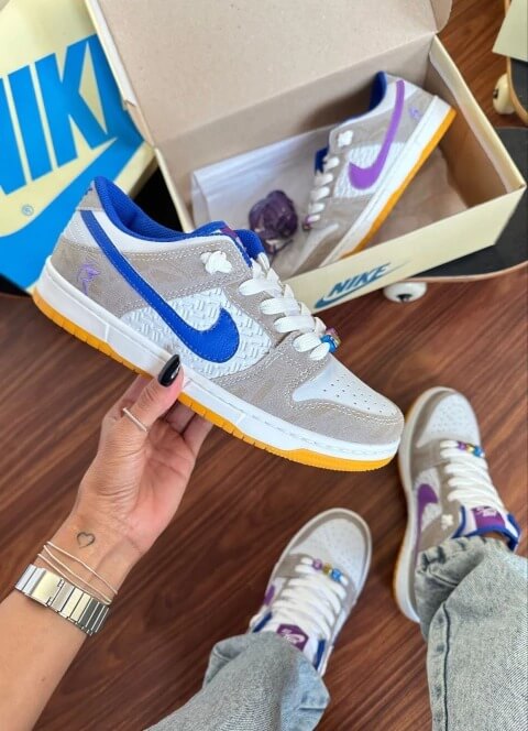 Nike SB Dunk Low - Raissa Leal