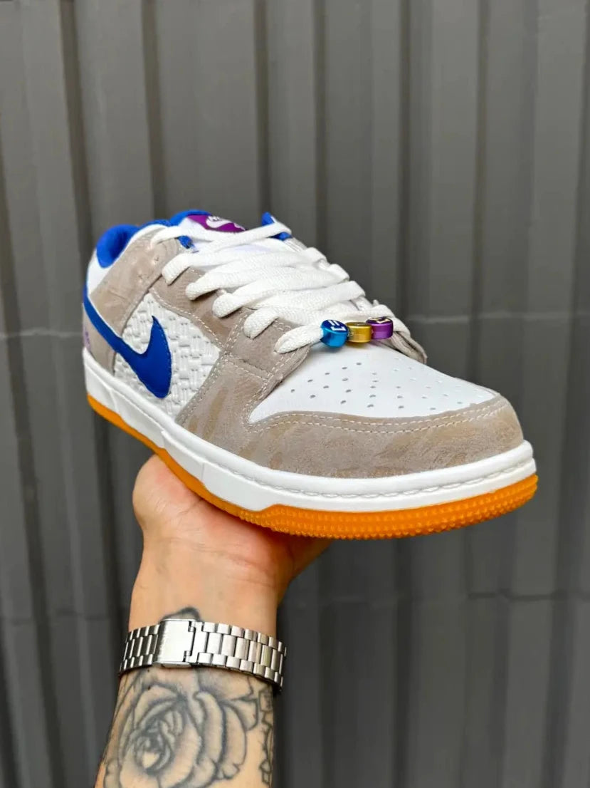 Nike SB Dunk Low - Raissa Leal