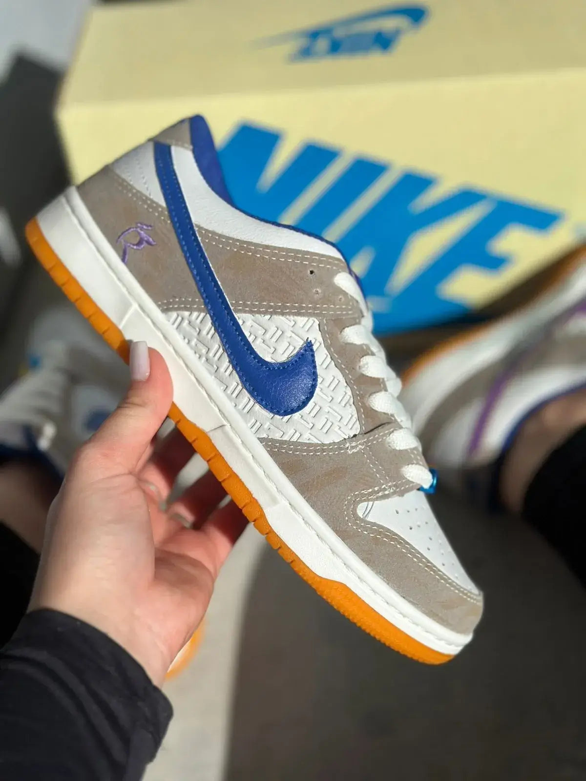 Nike SB Dunk Low - Raissa Leal