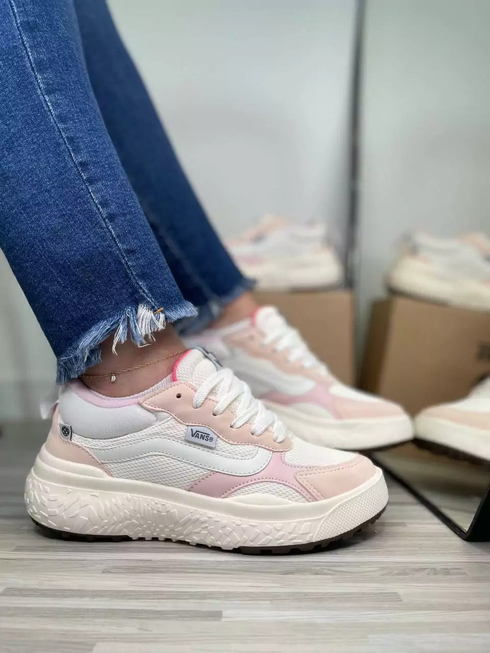 Vans Ultrarange Neo - Rosa Bebê