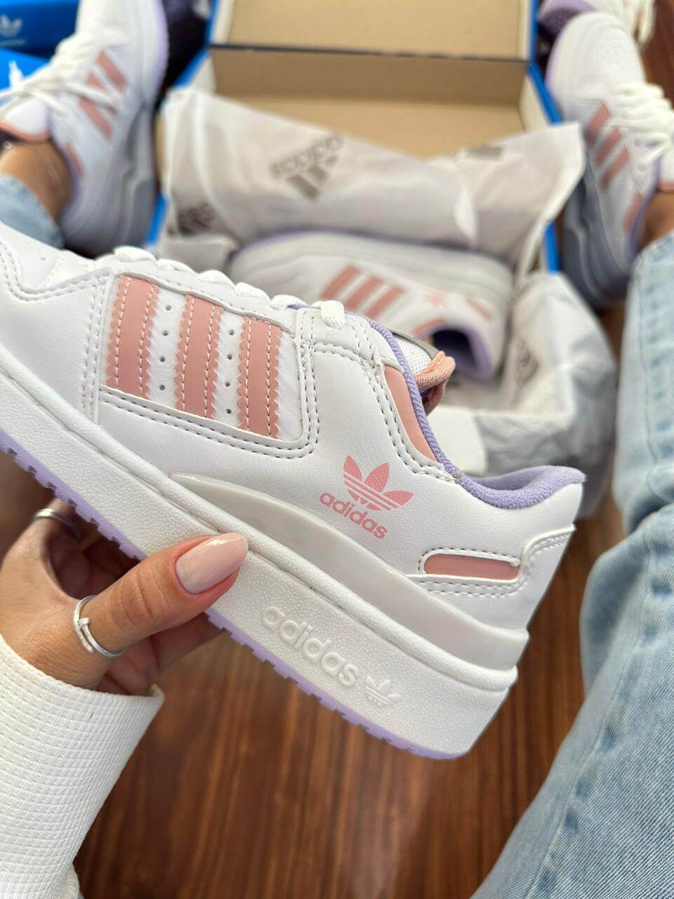 Adidas Forum Low - Branco com Rosa