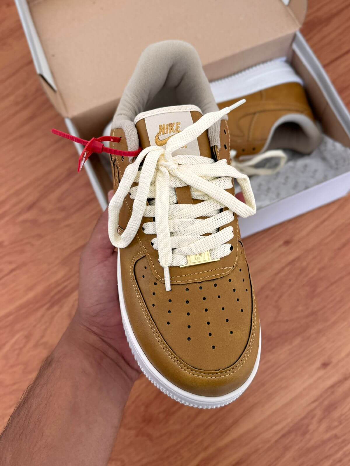 Nike Air Force 1 - Caramelo