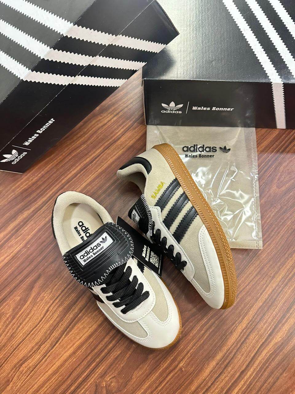 Adidas Samba x Wales Bonner - Creme com Preto