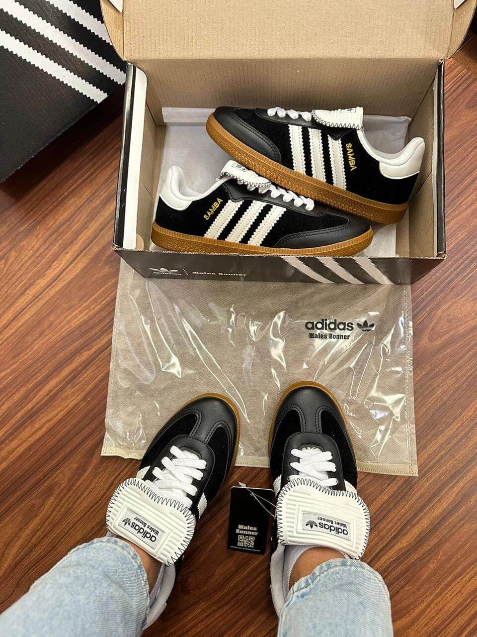 Adidas Samba x Wales Bonner - Preto com Branco