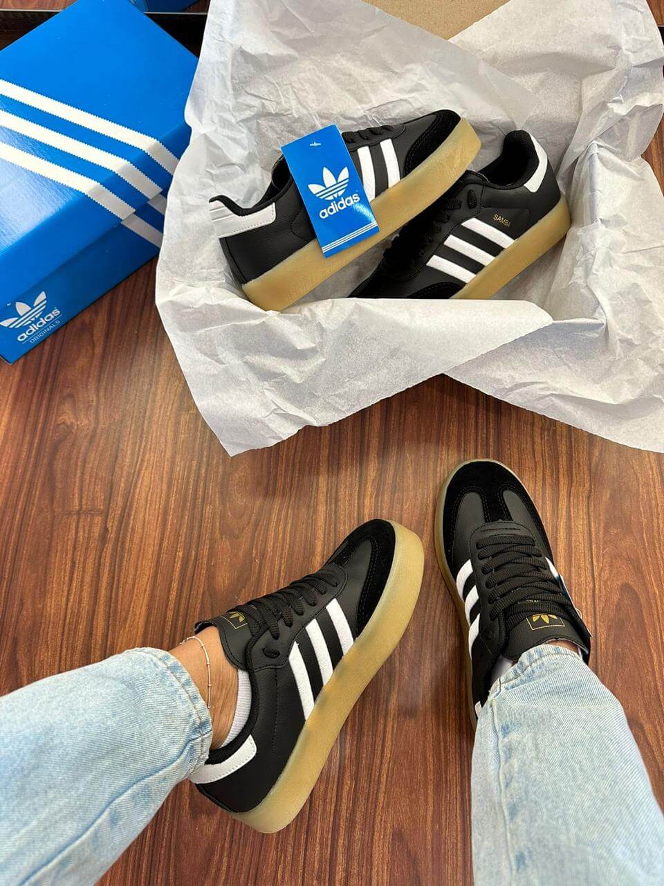 Adidas Samba Tratorado - Preto com Branco