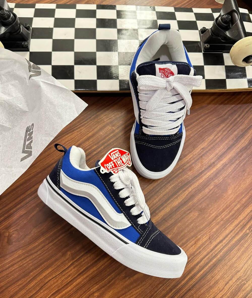 Vans KNU - Azul com Branco